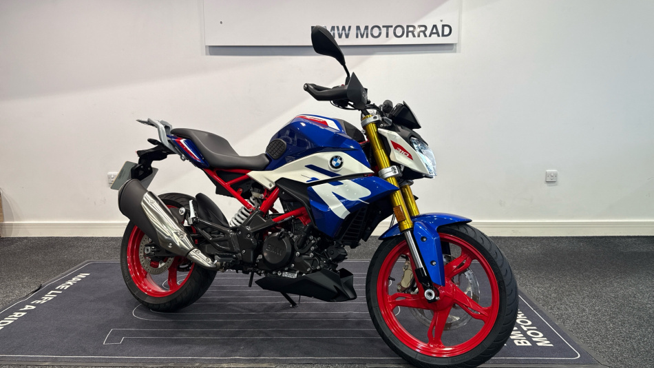 BMW G310 R 